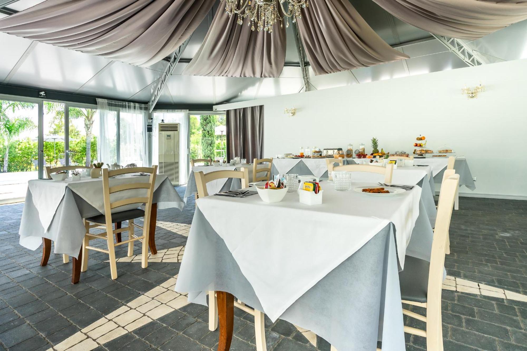 Casale Delle Ronde B&B Latina Eksteriør bilde