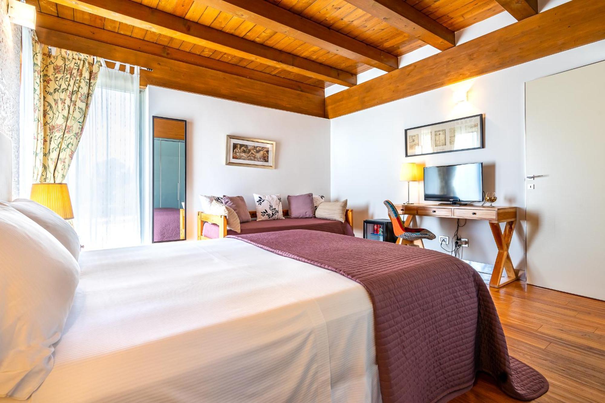 Casale Delle Ronde B&B Latina Eksteriør bilde
